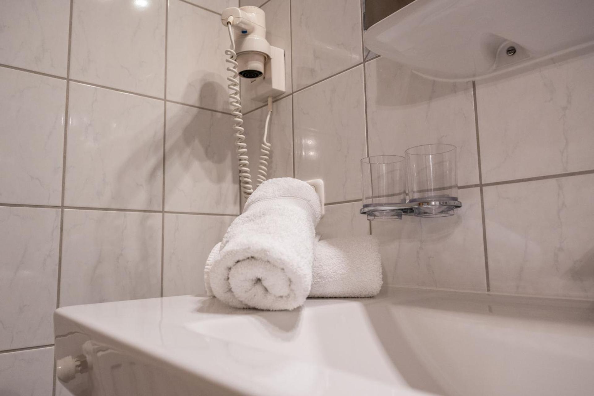 Haus Waldhof Hotel Ишгъл Екстериор снимка