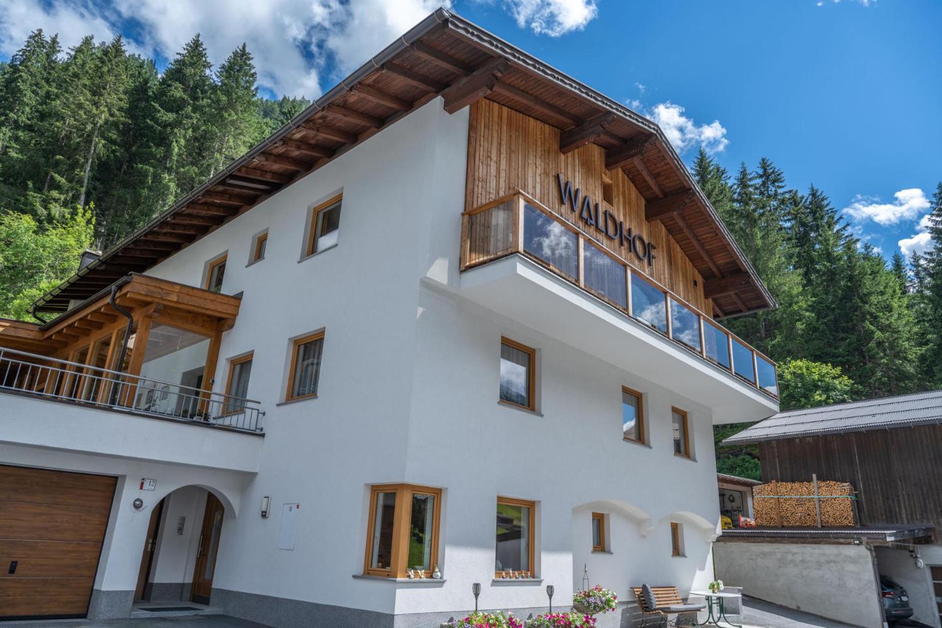 Haus Waldhof Hotel Ишгъл Екстериор снимка