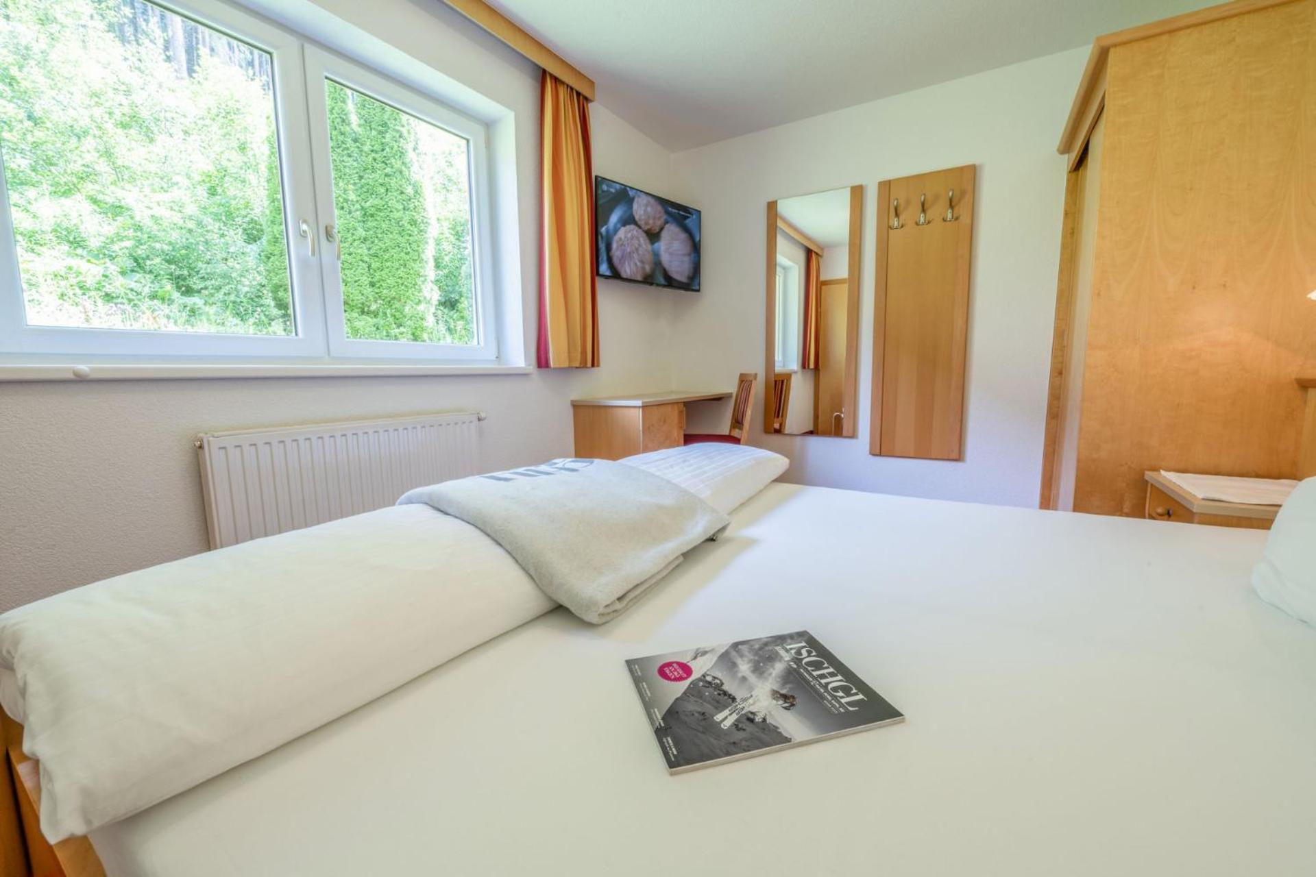 Haus Waldhof Hotel Ишгъл Стая снимка