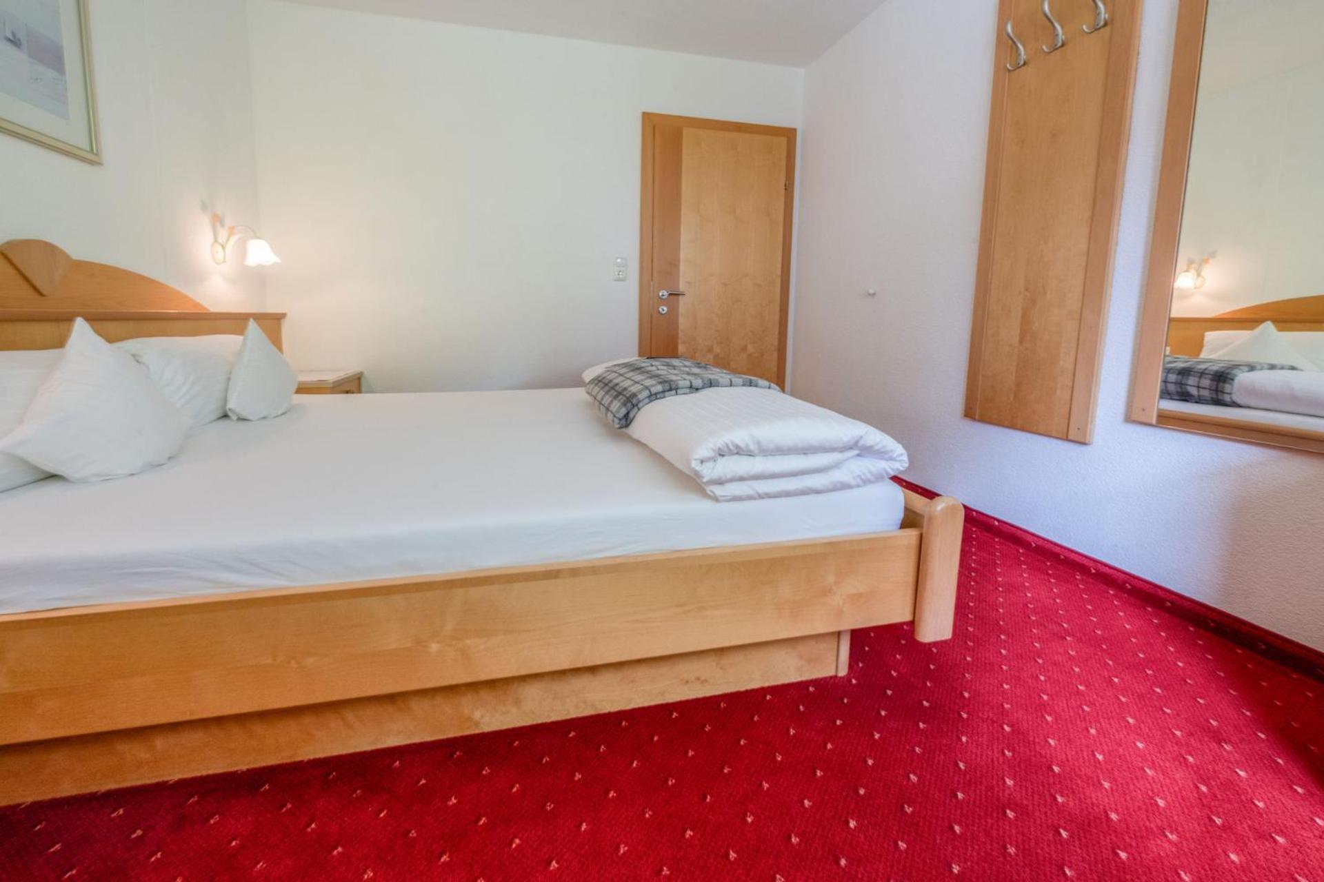 Haus Waldhof Hotel Ишгъл Стая снимка