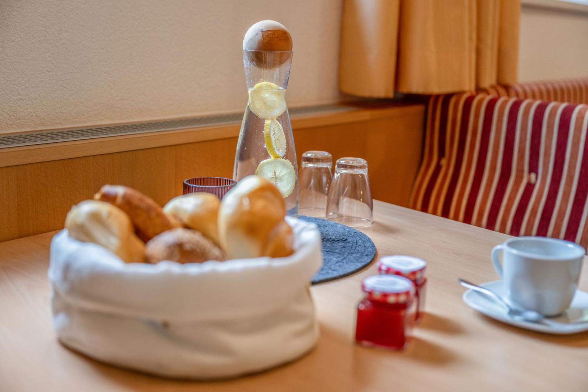 Haus Waldhof Hotel Ишгъл Стая снимка