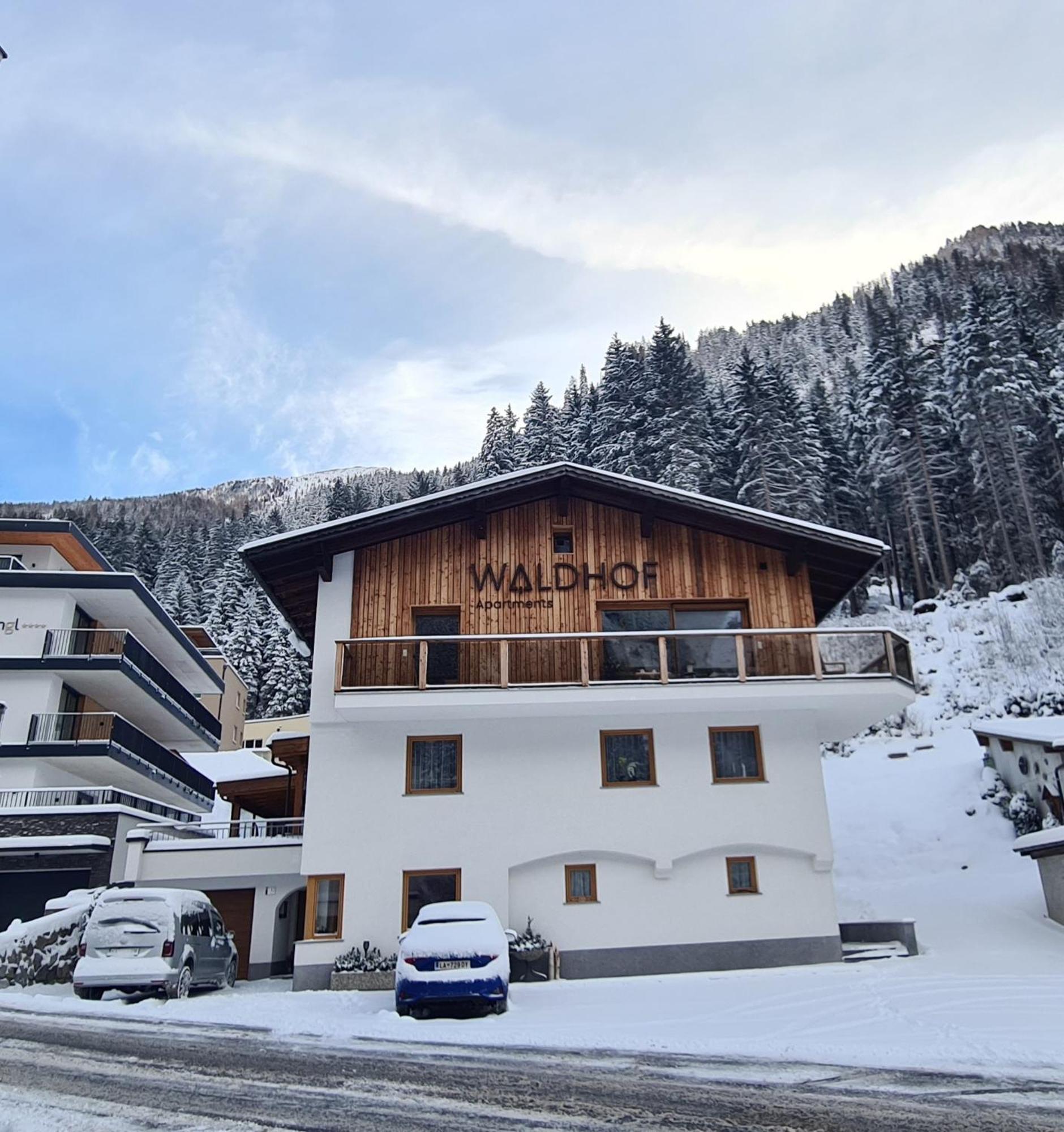 Haus Waldhof Hotel Ишгъл Екстериор снимка